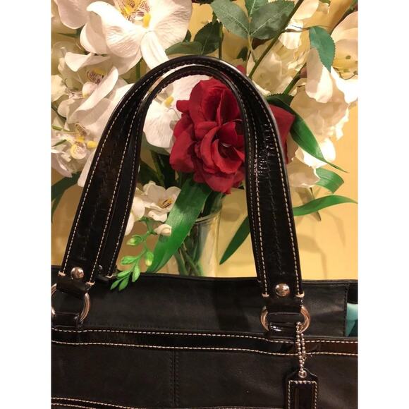 Coach F14887 Women's Laura BLACK Leather Tote (PU1700 - Picture 2 of 13